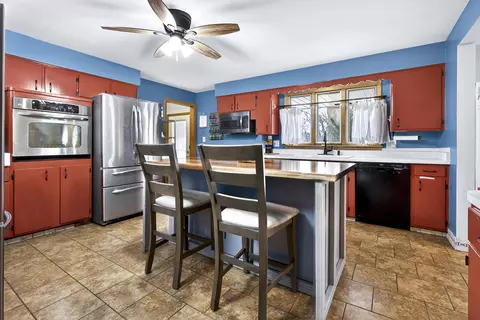 802 E Florida Ave, Appleton, WI 54911 photo 4