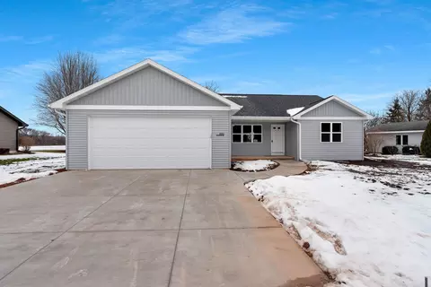 8350 Pheasant Run Trl, Larsen, WI 54947