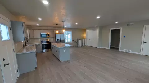 Living - 119 E Harrison St, Appleton, WI 54915 photo 1 of 3