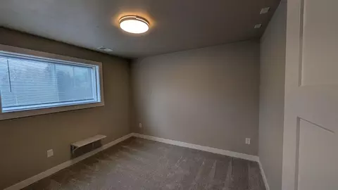 Bedroom - 119 E Harrison St, Appleton, WI 54915 photo 1 of 4