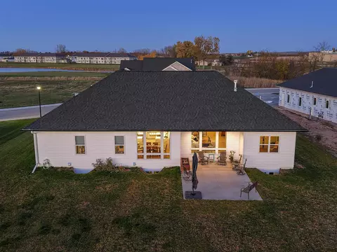 Exterior - 302 Kerrigan Dr, Wrightstown, WI 54180 photo 2 of 3