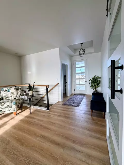 Entry Way - 302 Kerrigan Dr, Wrightstown, WI 54180 photo 1 of 2