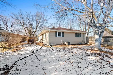 Exterior - 2203 E College Ave, Appleton, WI 54915 photo 3 of 6