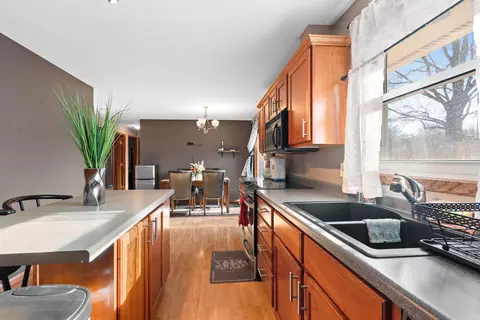 Kitchen - 2203 E College Ave, Appleton, WI 54915 photo 4 of 5