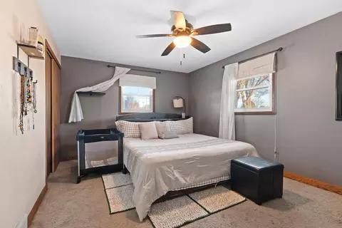 Bedroom - 2203 E College Ave, Appleton, WI 54915 photo 1 of 7