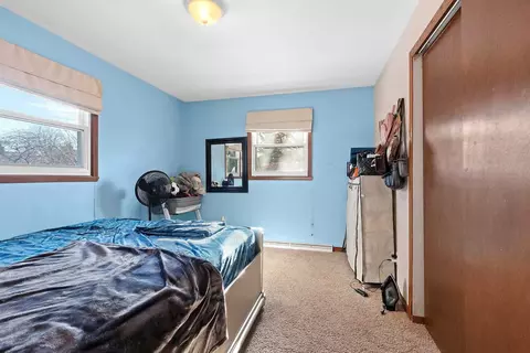 Bedroom - 2203 E College Ave, Appleton, WI 54915 photo 5 of 7