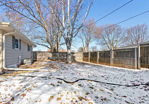 Exterior - 2203 E College Ave, Appleton, WI 54915 photo 4 of 6