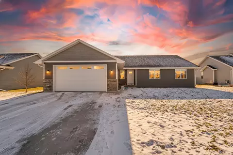 3393 E Ruby Red Dr, Appleton, WI 54913 photo 1