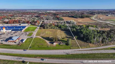 n2541 Farm Drive, Waupaca, WI 54981