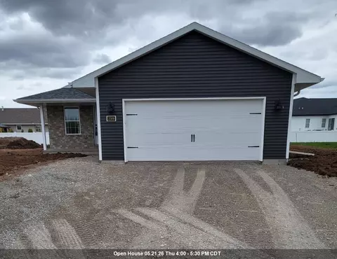 2509 Lawrence Dr, De Pere, WI 54115