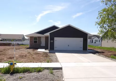 2509 Lawrence Dr, De Pere, WI 54115
