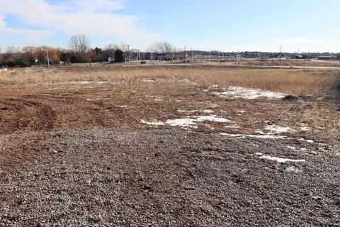 meadow park drive, Greenville, WI 54942