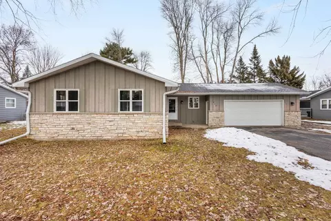 439 Monroe St, Oconto, WI 54153