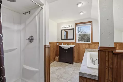 Bath - 524 E Mckinley St, Appleton, WI 54915 photo 3 of 3
