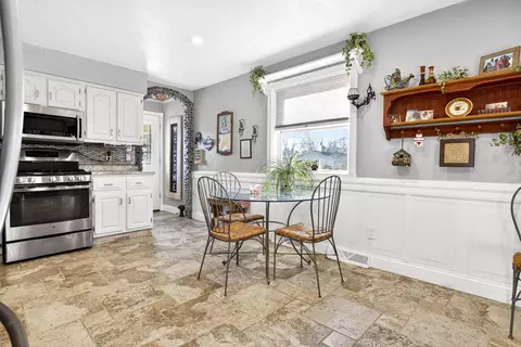 1128 E Layton Ave, Appleton, WI 54915 photo 11