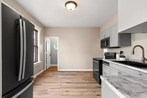 1127 W College Ave, Appleton, WI 54914 photo 9