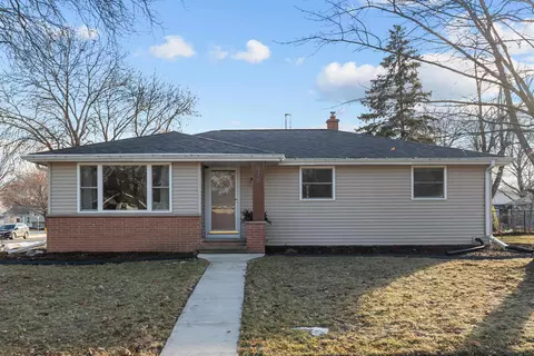 978 Evans St, Neenah, WI 54956