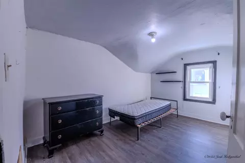 Bedroom - 736 W 8th St, Appleton, WI 54914 photo 4 of 6