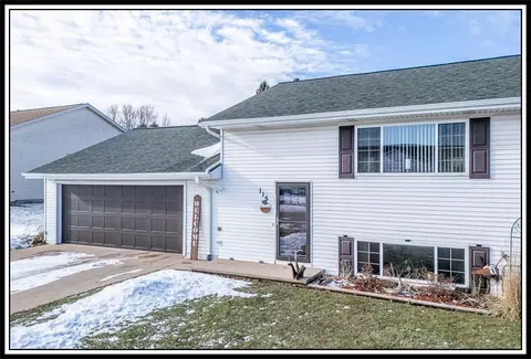 115 William Ct, Hortonville, WI 54944