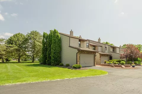 630 Brule Rd #11, De Pere, WI 54115