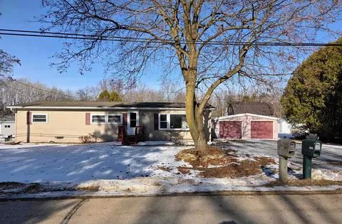 w7618 Poplar Road, Shawano, WI 54166