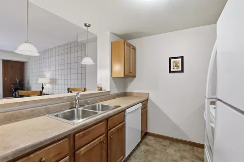 400 N Richmond St #340, Appleton, WI 54911 photo 9
