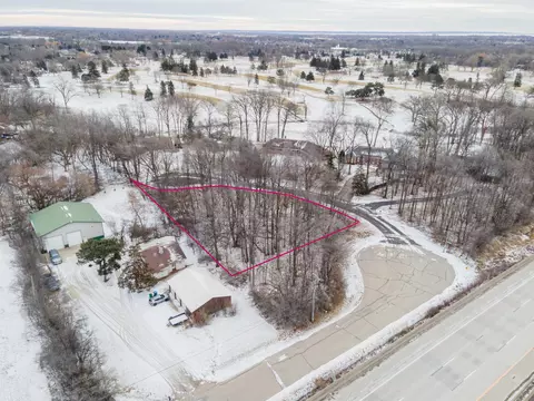 10 Golf Terrace Ct #17, Appleton, WI 54914 photo 2