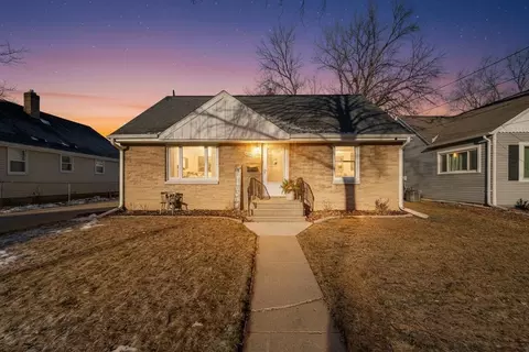 1512 13th Ave, Green Bay, WI 54304