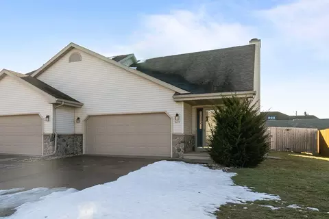 2457 Blake Ct, Oshkosh, WI 54904