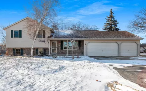 n349 Fieldside Lane, Appleton, WI 54915