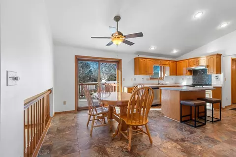 n349 Fieldside Lane, Appleton, WI 54915 photo 2