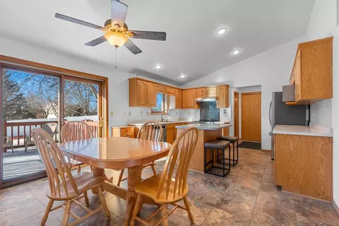 n349 Fieldside Lane, Appleton, WI 54915 photo 3