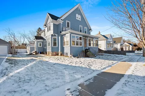 Exterior - 425 E Summer St, Appleton, WI 54911 photo 6 of 11