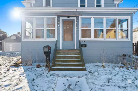 Exterior - 425 E Summer St, Appleton, WI 54911 photo 4 of 11