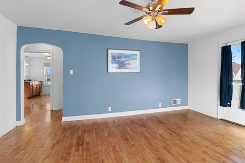 Living - 425 E Summer St, Appleton, WI 54911 photo 4 of 5