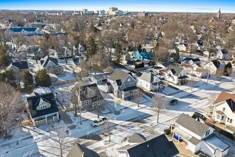 View/Area - 425 E Summer St, Appleton, WI 54911 photo 2 of 13
