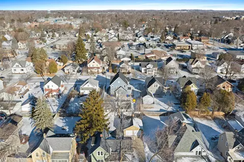 View/Area - 425 E Summer St, Appleton, WI 54911 photo 9 of 13