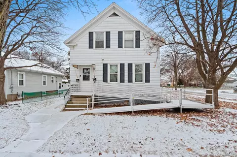 1367 Day St, Green Bay, WI 54302