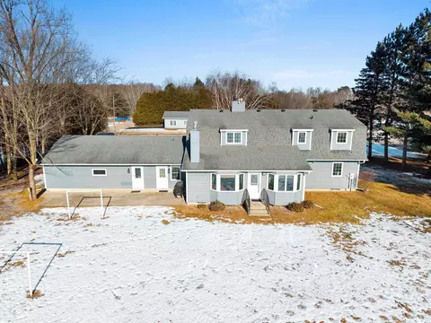 Exterior - 1007 Schabow St, Gresham, WI 54128 photo 14 of 14