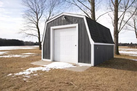 Exterior - 1007 Schabow St, Gresham, WI 54128 photo 11 of 14