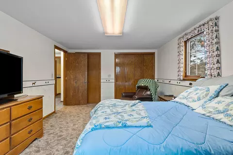 Bedroom - 1007 Schabow St, Gresham, WI 54128 photo 4 of 7