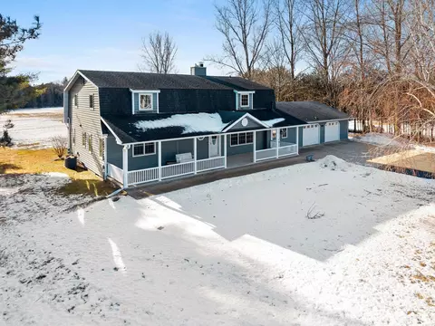 Exterior - 1007 Schabow St, Gresham, WI 54128 photo 13 of 14