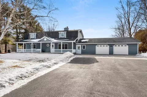 Exterior - 1007 Schabow St, Gresham, WI 54128 photo 2 of 14