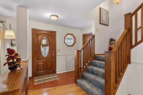 Entry Way - 1007 Schabow St, Gresham, WI 54128 photo 2 of 4