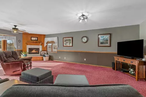 Living - 1007 Schabow St, Gresham, WI 54128 photo 5 of 6