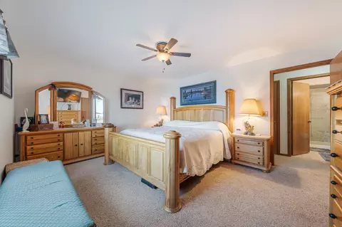 Bedroom - 9302 Blanco Rd, Winneconne, WI 54986 photo 2 of 6