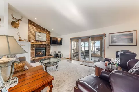 Living - 9302 Blanco Rd, Winneconne, WI 54986 photo 1 of 3