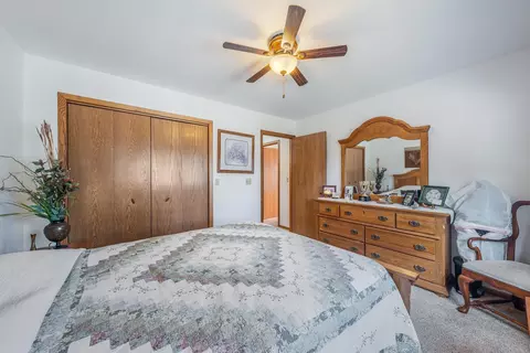 Bedroom - 9302 Blanco Rd, Winneconne, WI 54986 photo 6 of 6