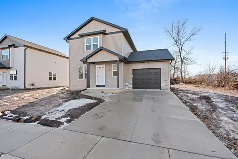 Exterior - 427 Scott St, Ripon, WI 54971 photo 2 of 2