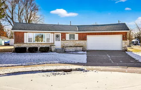 200 Prairie Ct, Fond Du Lac, WI 54935